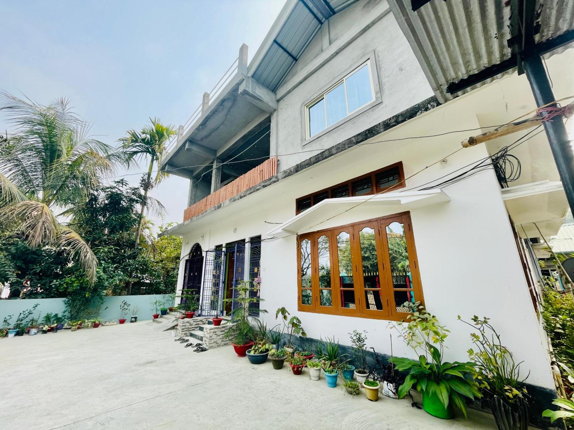 Deka'S Homestay Tezpur エクステリア 写真
