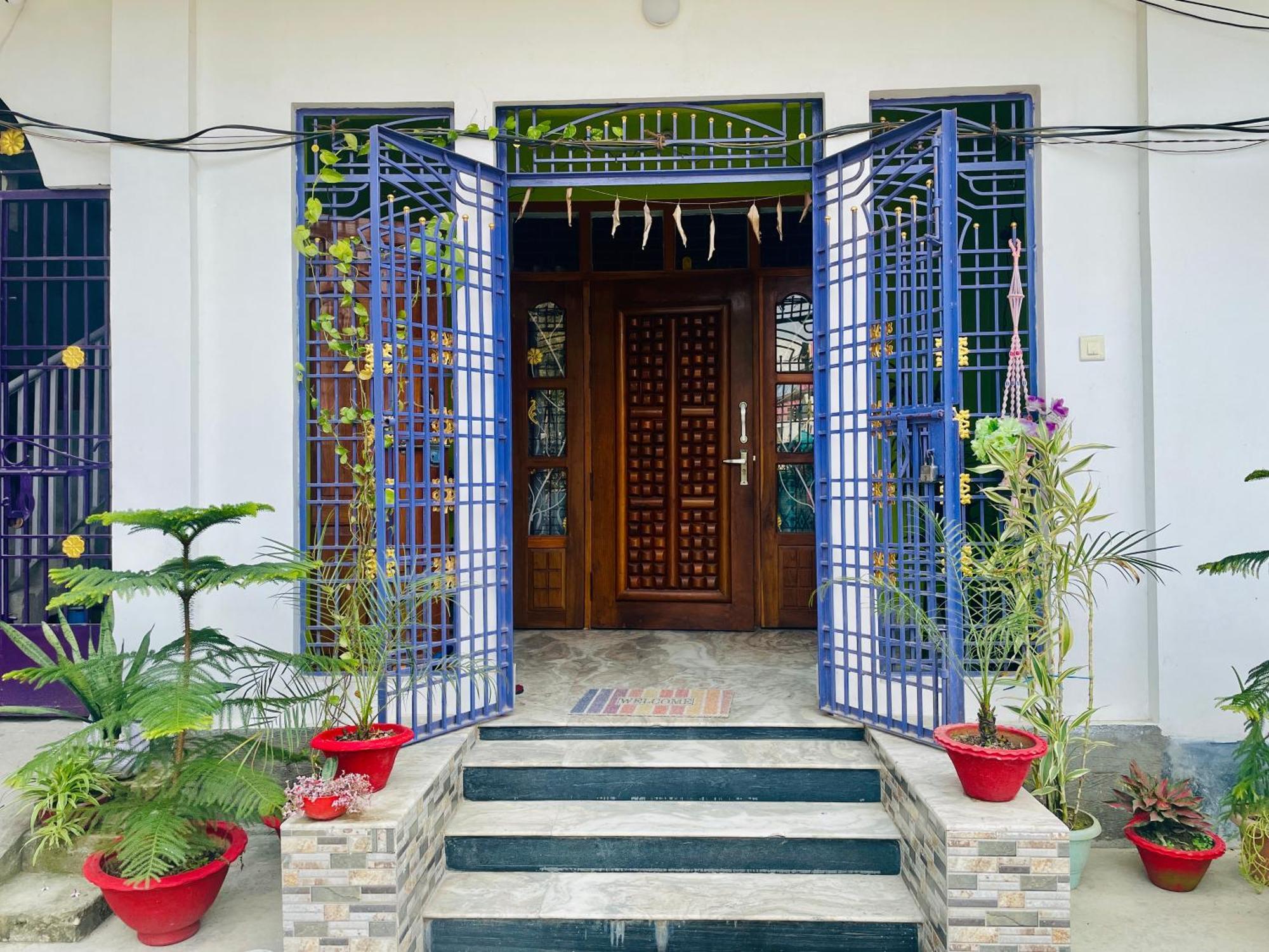 Deka'S Homestay Tezpur エクステリア 写真